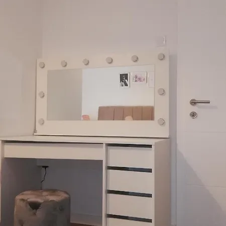 Vacation Apartman *