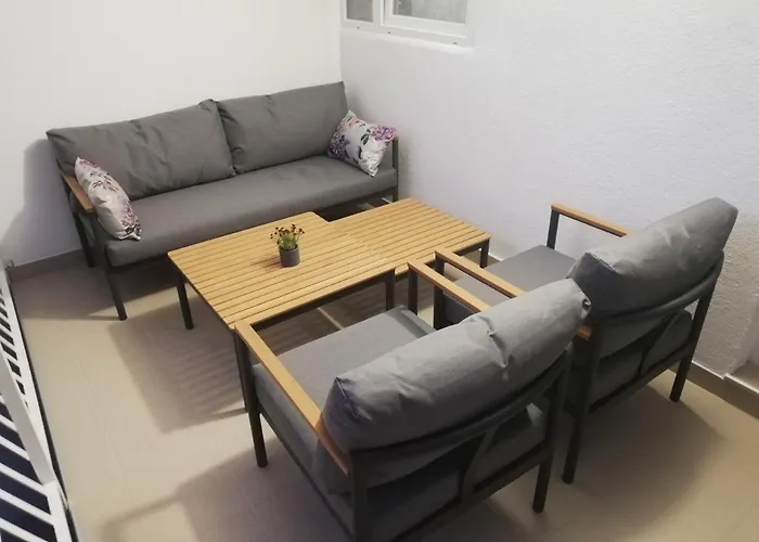 Vacation Apartment *