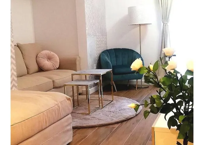 Vacation Apartment *